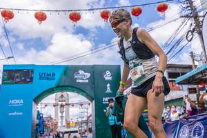 BIB: 501
                            <button type="button" onclick="openModal(21763331)" class="btn btn-primary btn-sm float-right btn-popup" data-toggle="modal" data-target=".modal-high-quality">
                        <i class="fas fa-shopping-cart"></i> Add to Cart
                    </button>
                                            <button type="button" onclick="isThisMe(21763331, true)" class="btn btn-success btn-sm float-right btn-popup btn-isme hidden" data-toggle="tooltip" data-placement="bottom" title="นี่คือรูปของคุณใช่ไหม คลิกที่นี่เพื่อเอาเข้าอัลบั้ม">
                        <i class="fas fa-plus"></i> Add to album
                    </button>
                    <button type="button" onclick="isThisMe(21763331, false)" class="btn btn-warning btn-sm float-right btn-popup btn-isnotme hidden">
                        <i class="fas fa-ban"></i> Remove from album
                    </button>